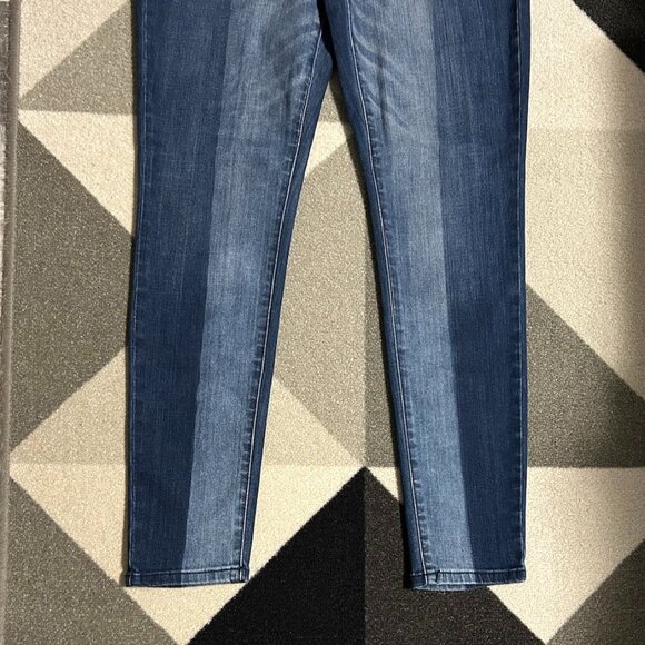 NWT Seven7 Limited Edition Mid-Rise Skinny 2-Tone Jeans Women's Size 10 - Picture 3 of 10